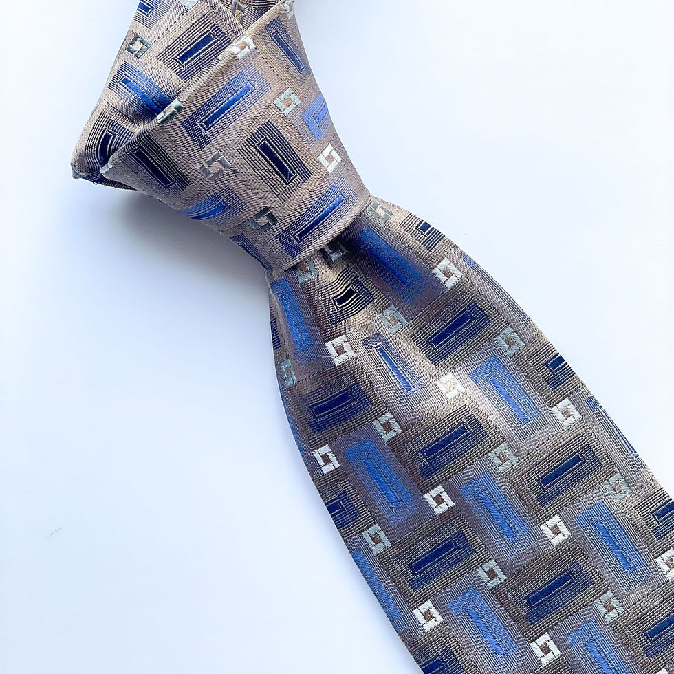 Hermosa corbata Pronto Uomo con diseño con patrón