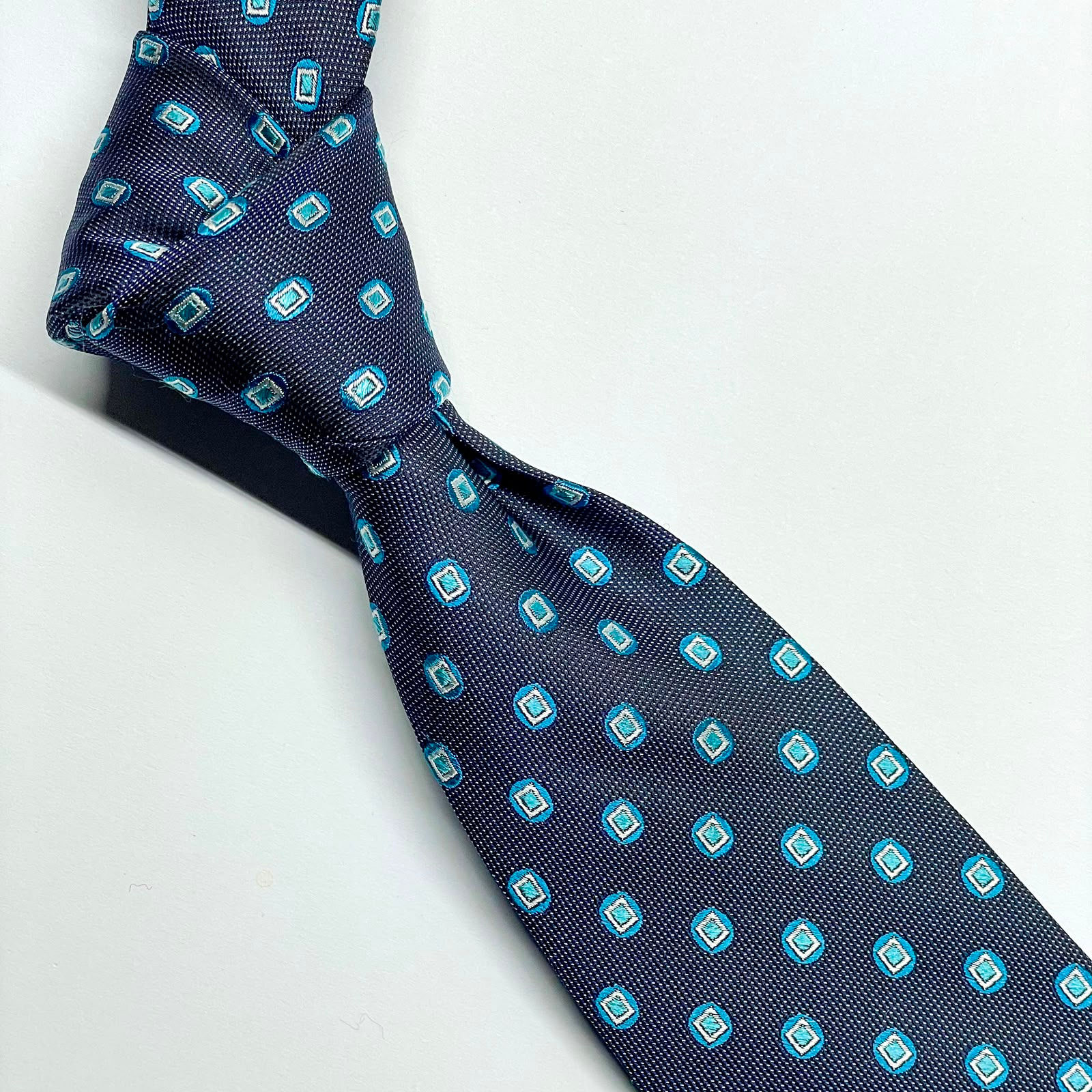Corbata  Croft&Barrow con diseño de patron