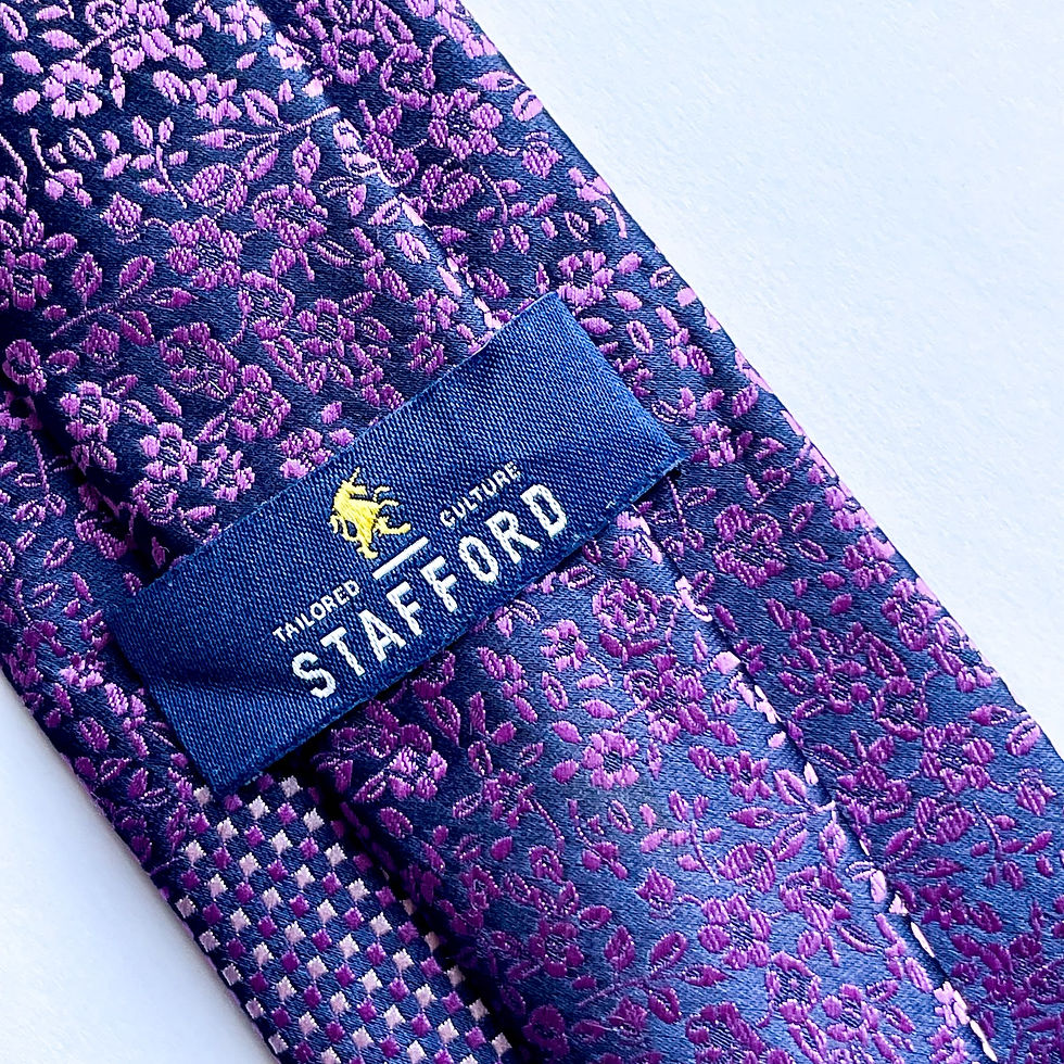 Corbata Stafford con diseño patrones de flores y pequeños cuadrados