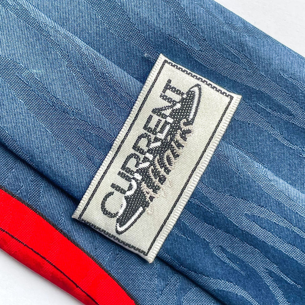 Miniatura: Corbata Current con diseño de Droopy tocando Contrabajo