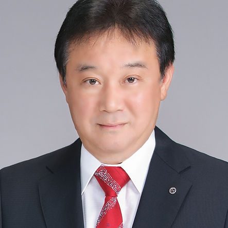 社長 証明写真.jpg