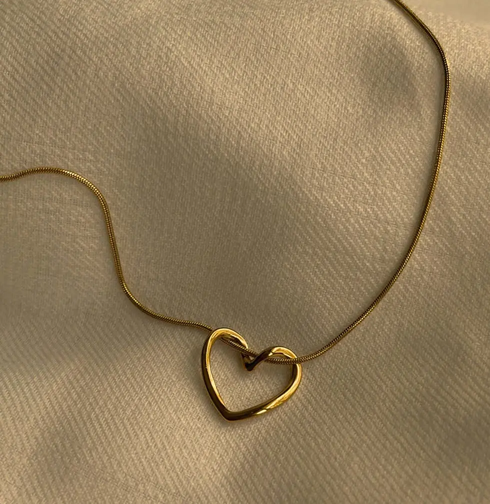 Thumbnail: Love Heart Pendent