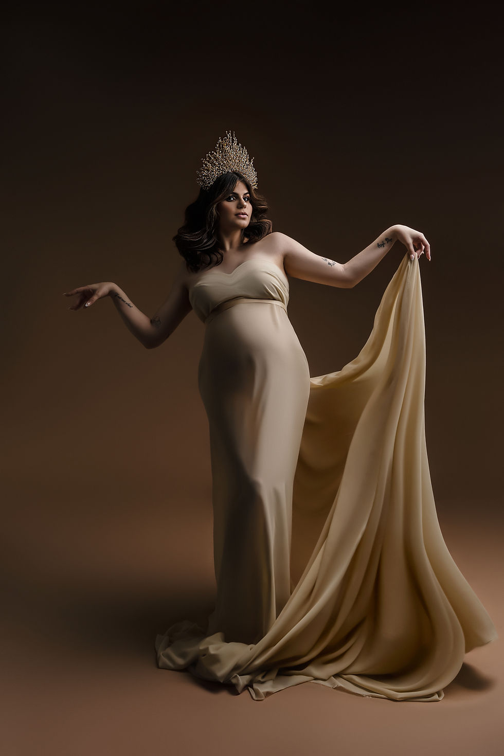 Fine art maternity photographer serving Clermont FL