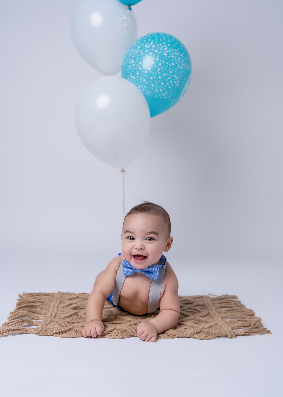 Elegant smash cake session for baby girl