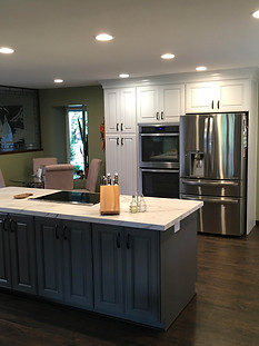 Kitchen pic 2.jpg