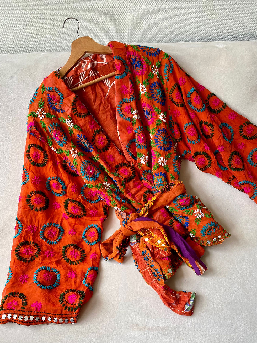 Miniatura: Sarasvati Phulkari Kimono 