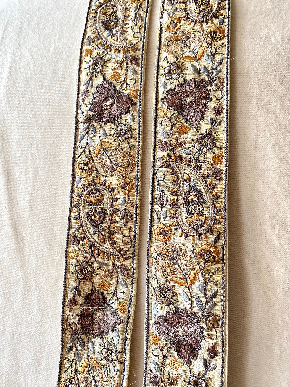 Miniatura: Paisley in grey/yellow