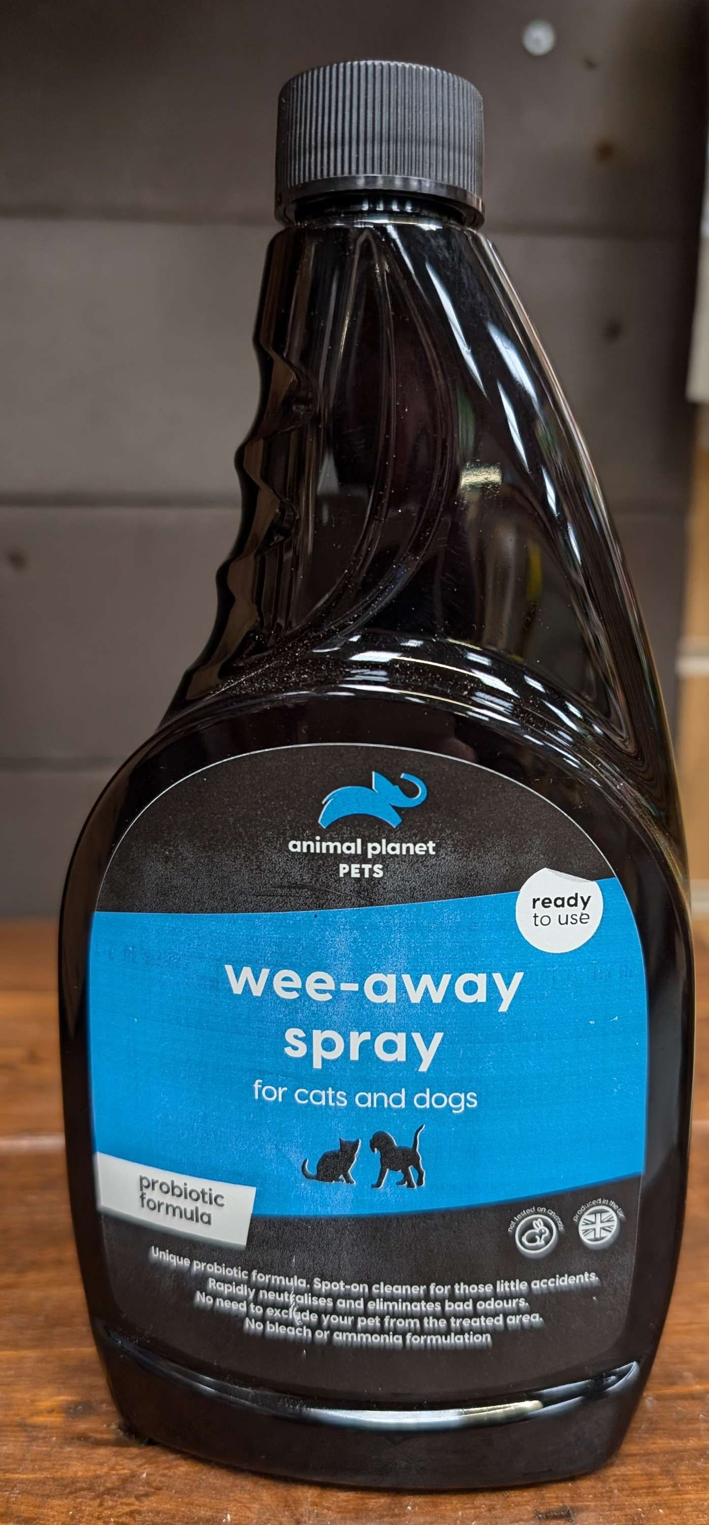 Animal Planet Pets - Wee Away Spray For cats & dogs X2 BOTTLES
