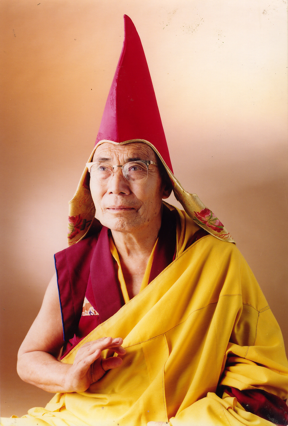 S.E. Dzongsar Khenpo Rinpoche