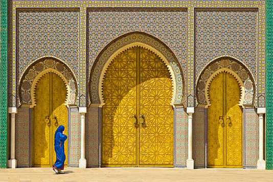 FEZ, فـاس in Arabic, ⴼⴰⵙ in Berber
