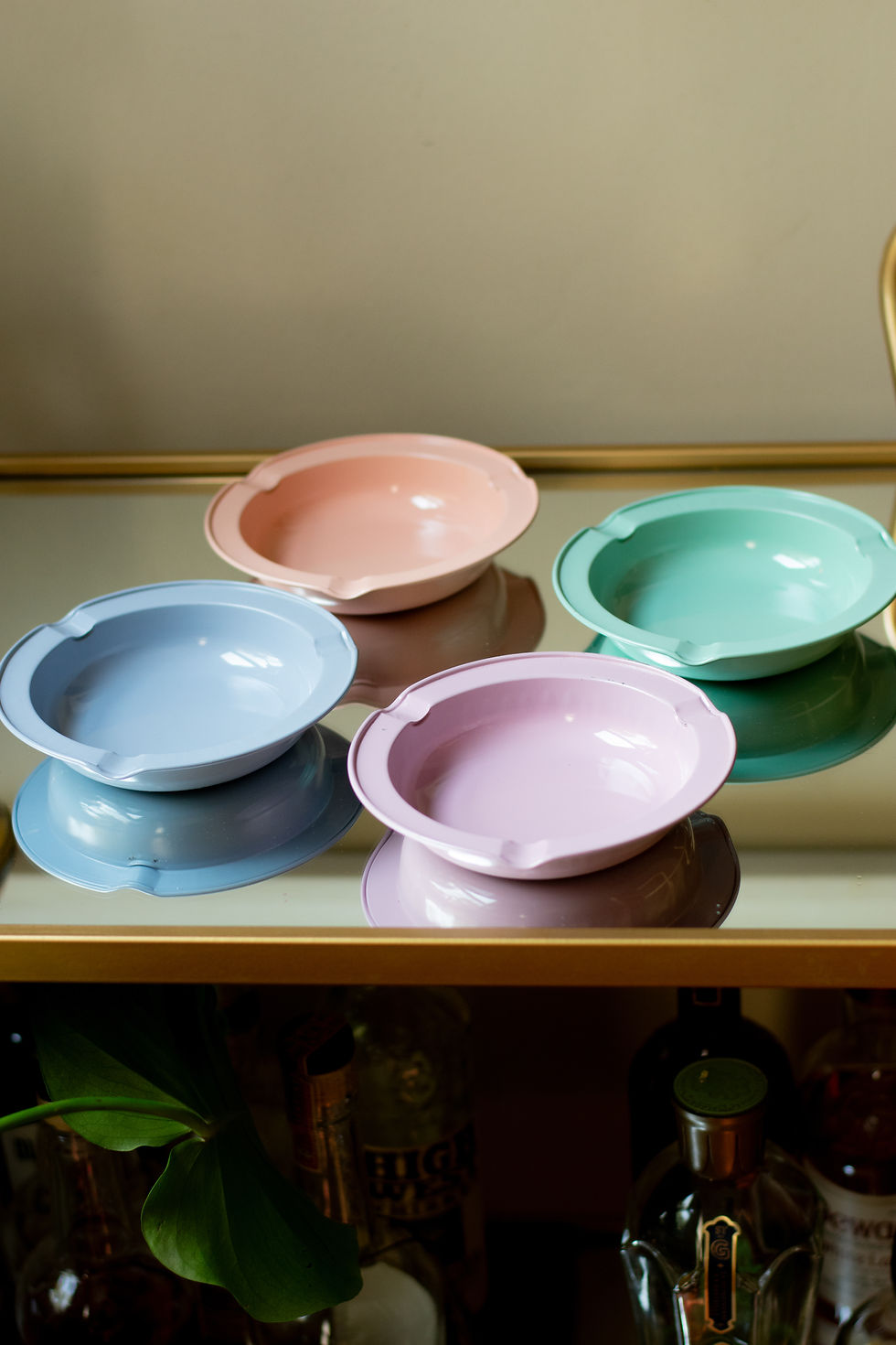 Thumbnail: Vintage Pastel Ashtray Set