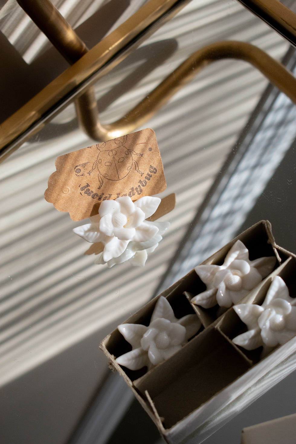 Thumbnail: Vintage Ceramic Flower Place Card Name Card Holders Set