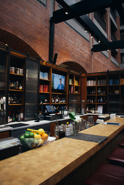 colorful bar at the marriott in old city hotel philadelphia