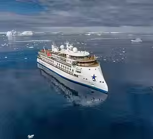 The-Greg-Mortimer,-Antarctica,-Martin-Gregus-2.avif