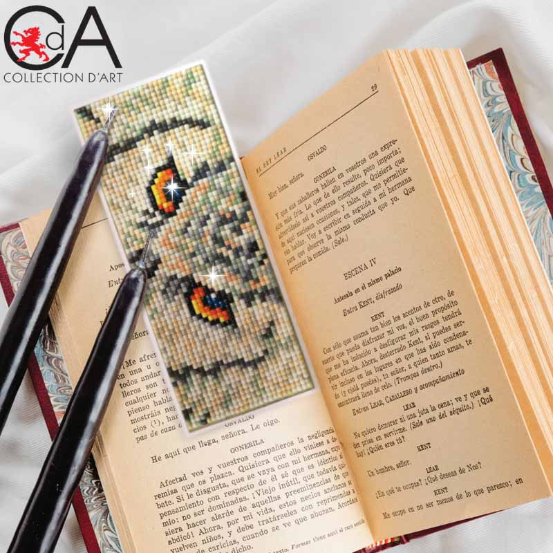 Thumbnail: Diamond Embroidery Painting magnet kit full coverage, square sparkles  Animal eyes DCM040, Collection D'Art