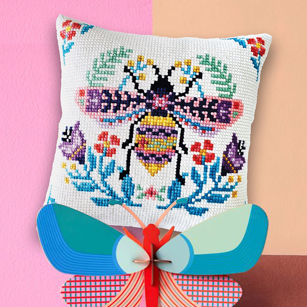 Cushion cross stitch printed kit needlepoint Bee 5465, Collection D'Art