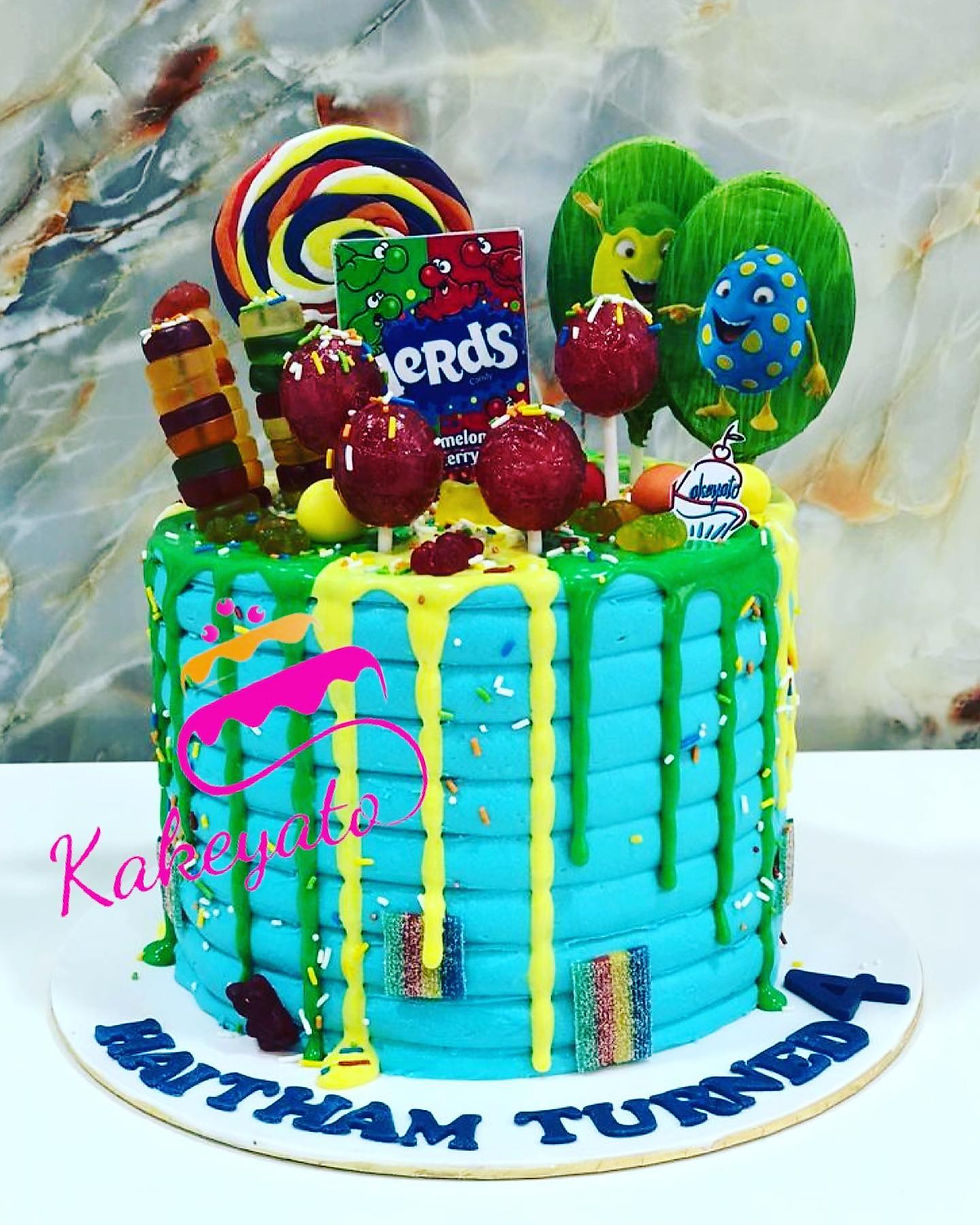 Thumbnail: Tall Cake