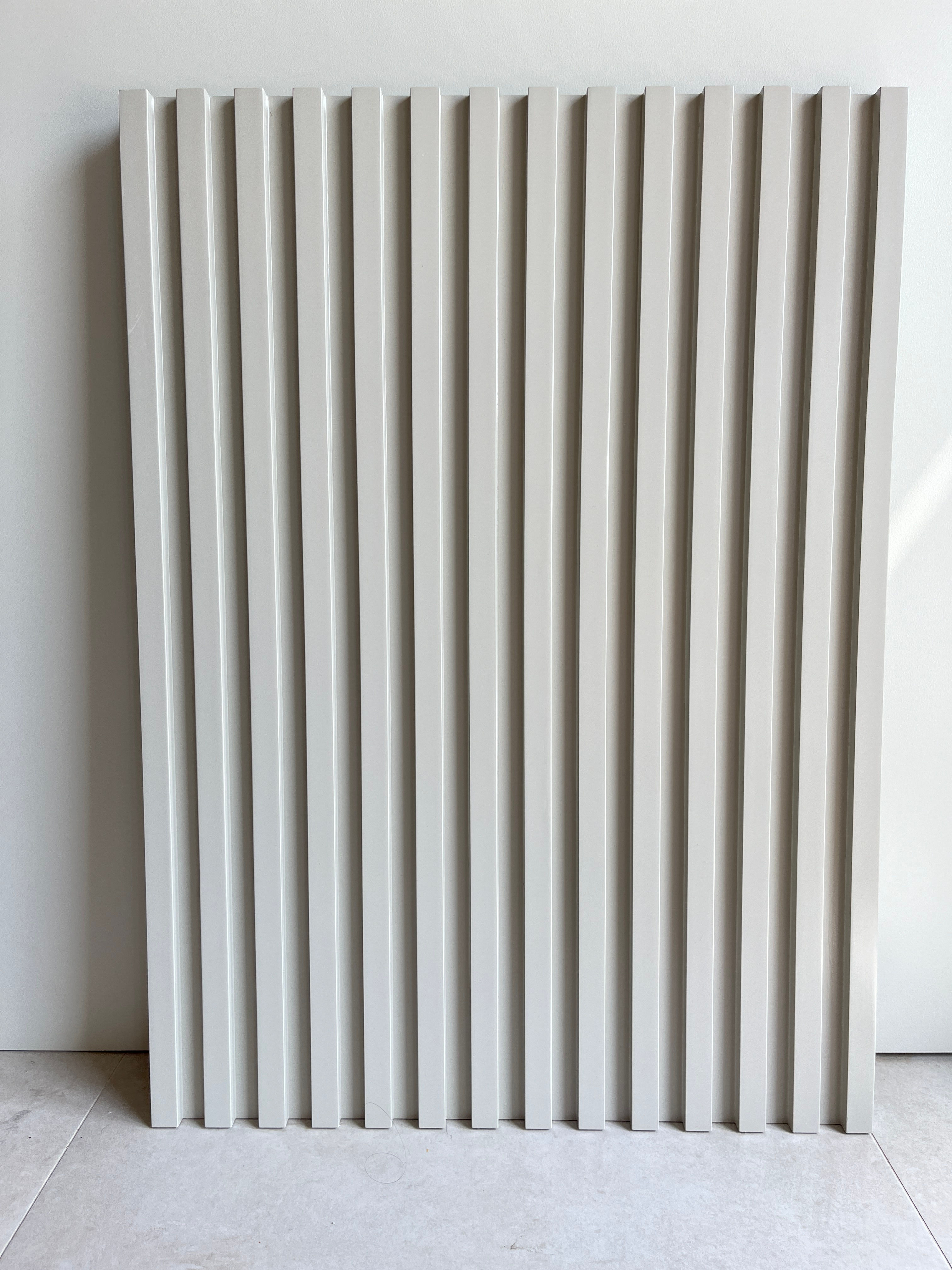 შეღებილი მდფ დეკორაციული პანელი