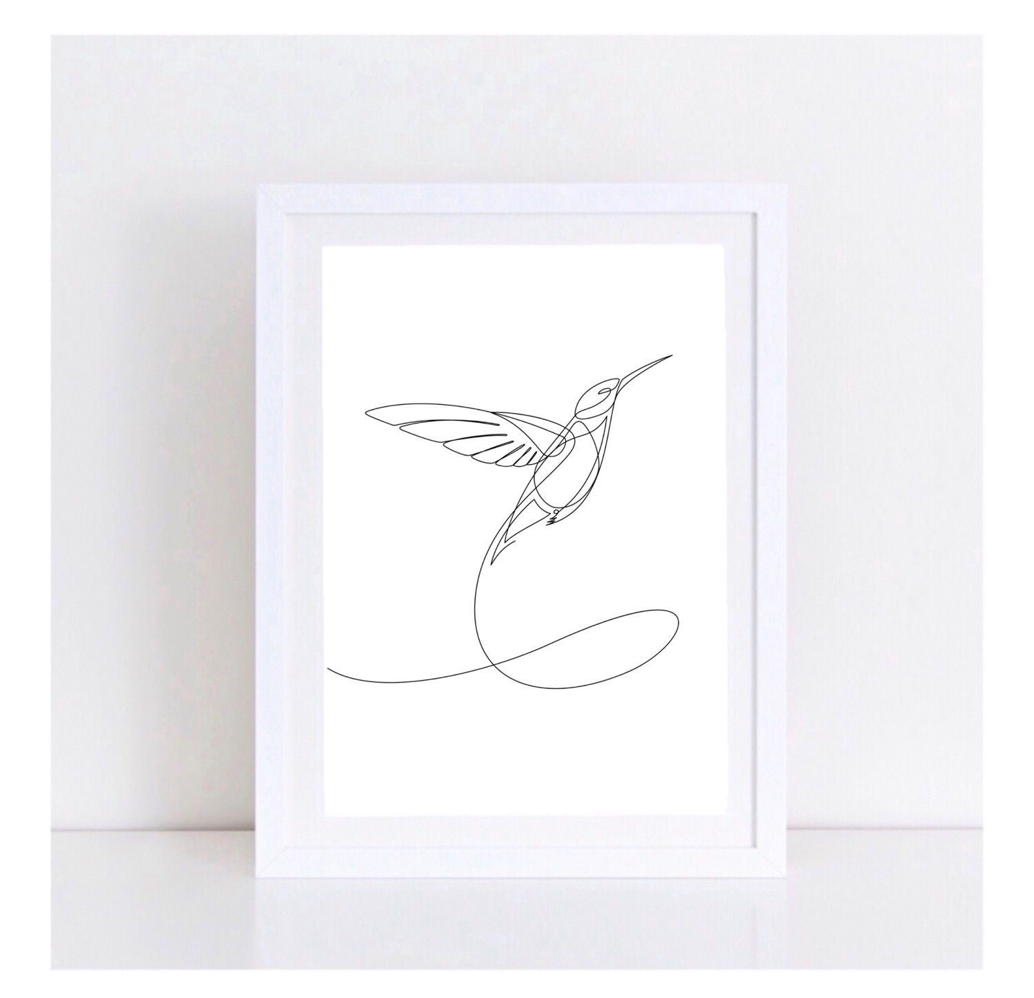 HUMMING BIRD LINE ART