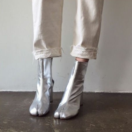 TENDENCIAS: CALZADO PLATEADO