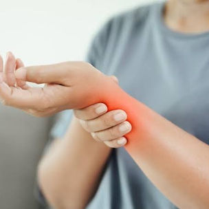 Scaphoid Injuries: What You Need to Know About This Small Wrist Bone