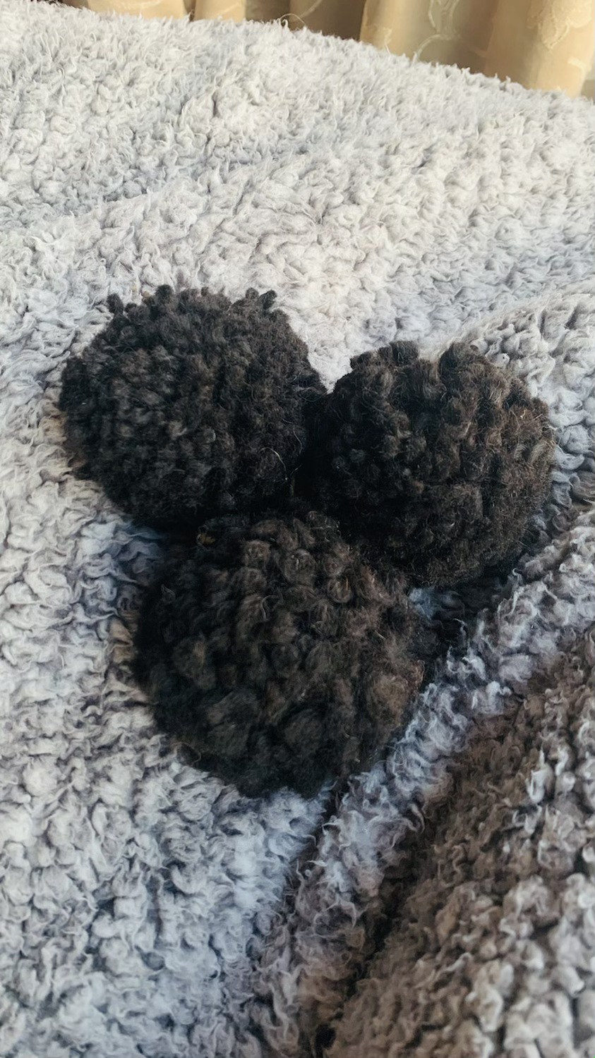 Thumbnail: Big fluffy alpaca yarn pom-pom