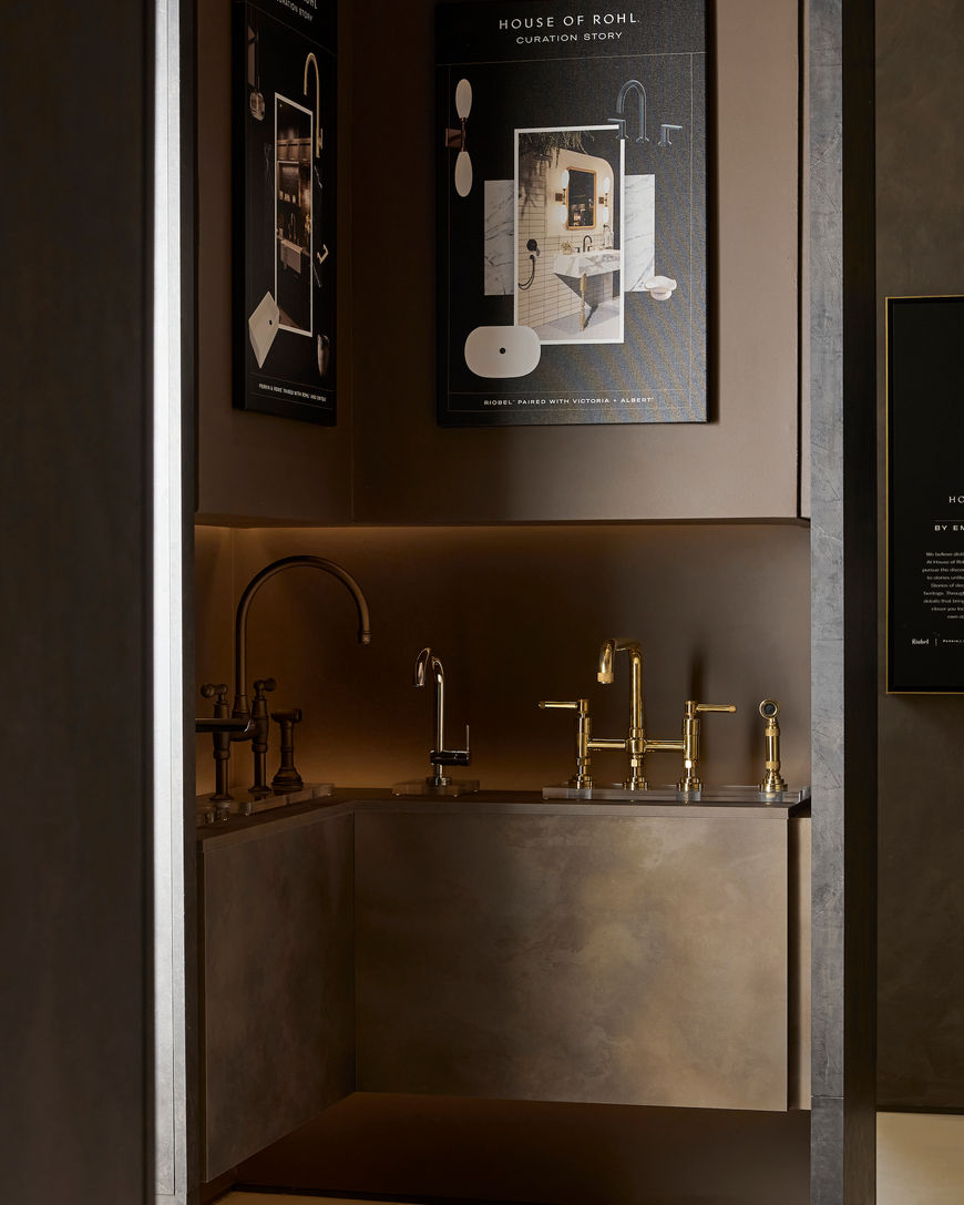 House of Rohl Showroom at Aquavato