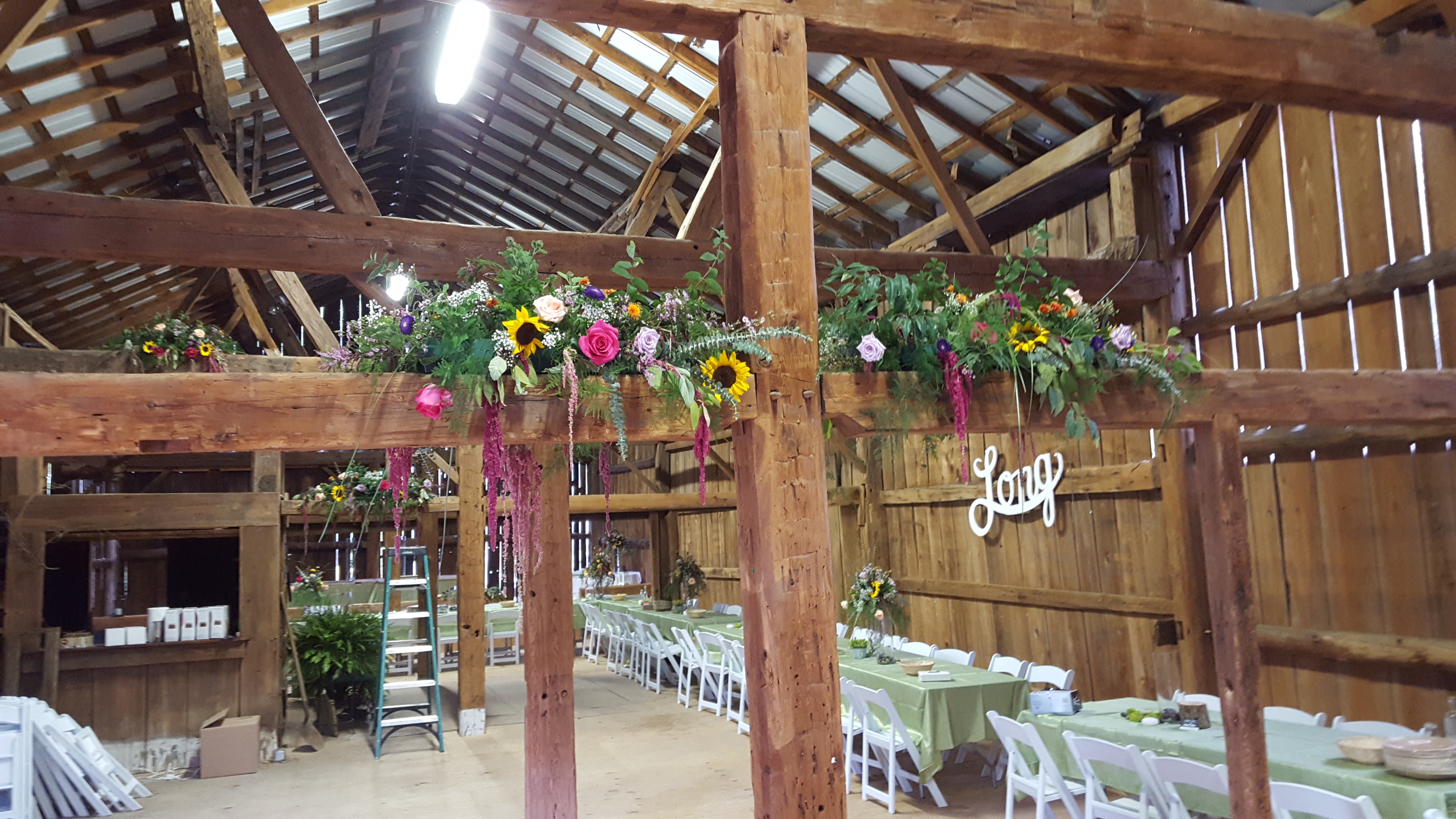 2016-09-03 BARN SET-UP & DECORATIONS