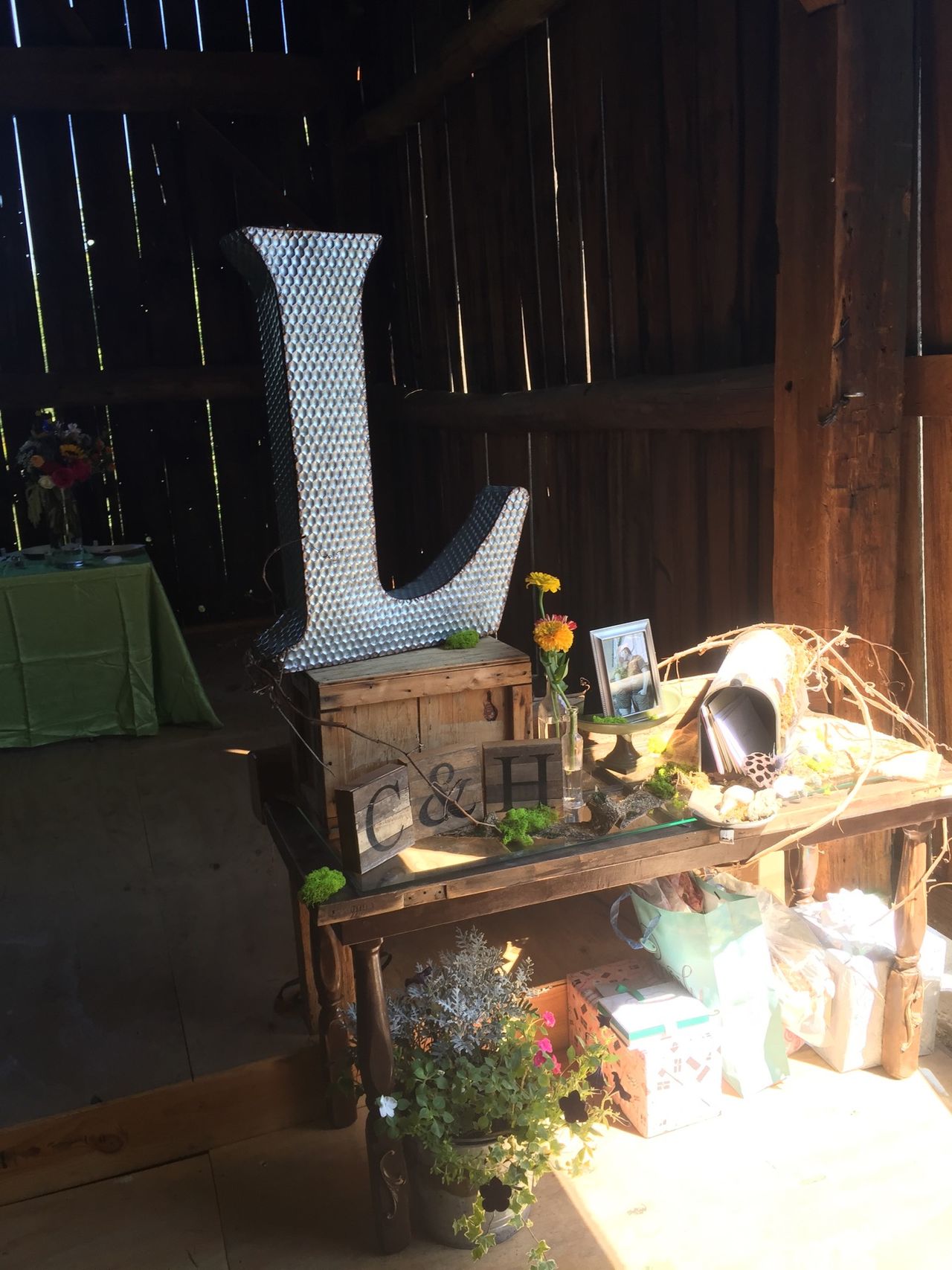 2016-09-03 INSIDE DECORATION TABLE