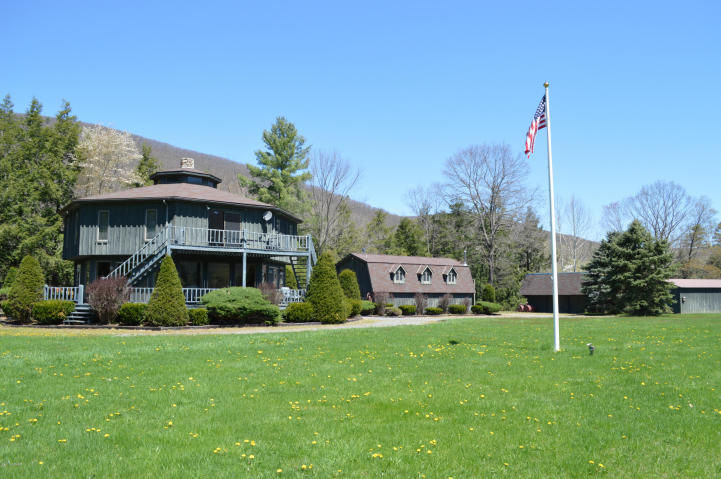 OUTSIDE--house & garage.jpg