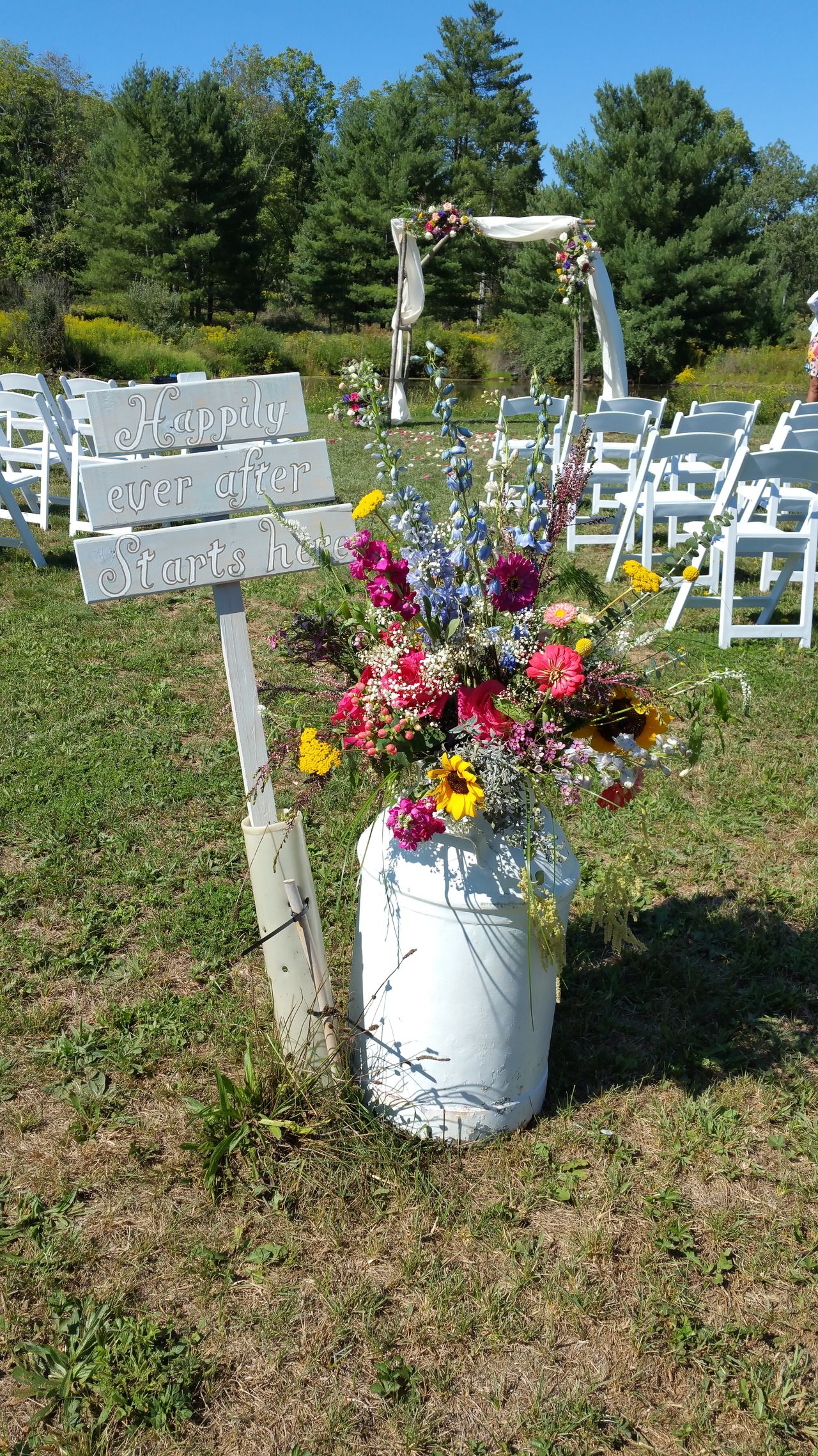 2016-09-03 CEREMONY SETUP BY POND