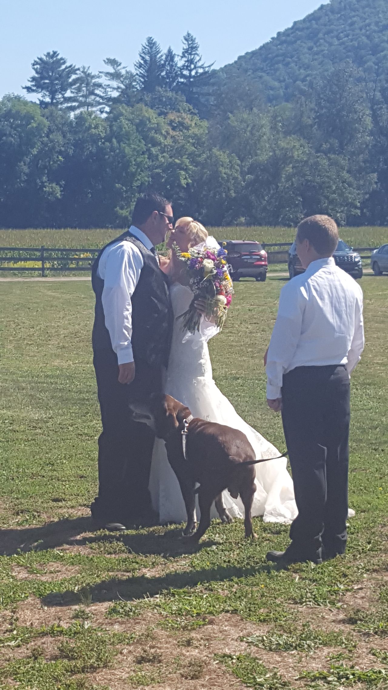 2016-09-03 A SIDE MOMENT INCLUDING THE DOG