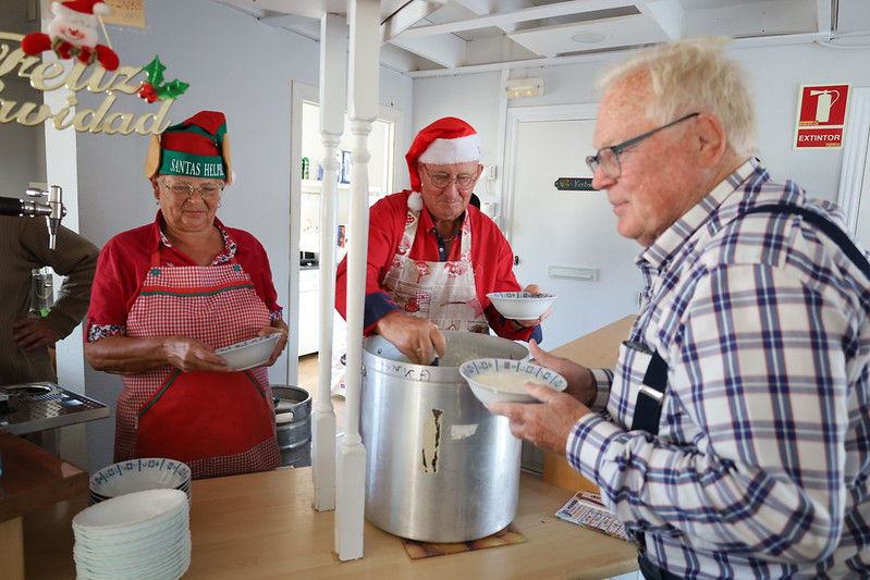 Tradisjonen tro - Inviterer Inger og Harald oss til julegrøt i klubben. 06.12.25