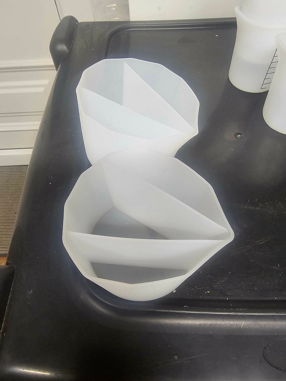 Thumbnail: Silicone Colour dividers and 100ml Beakers Bundle