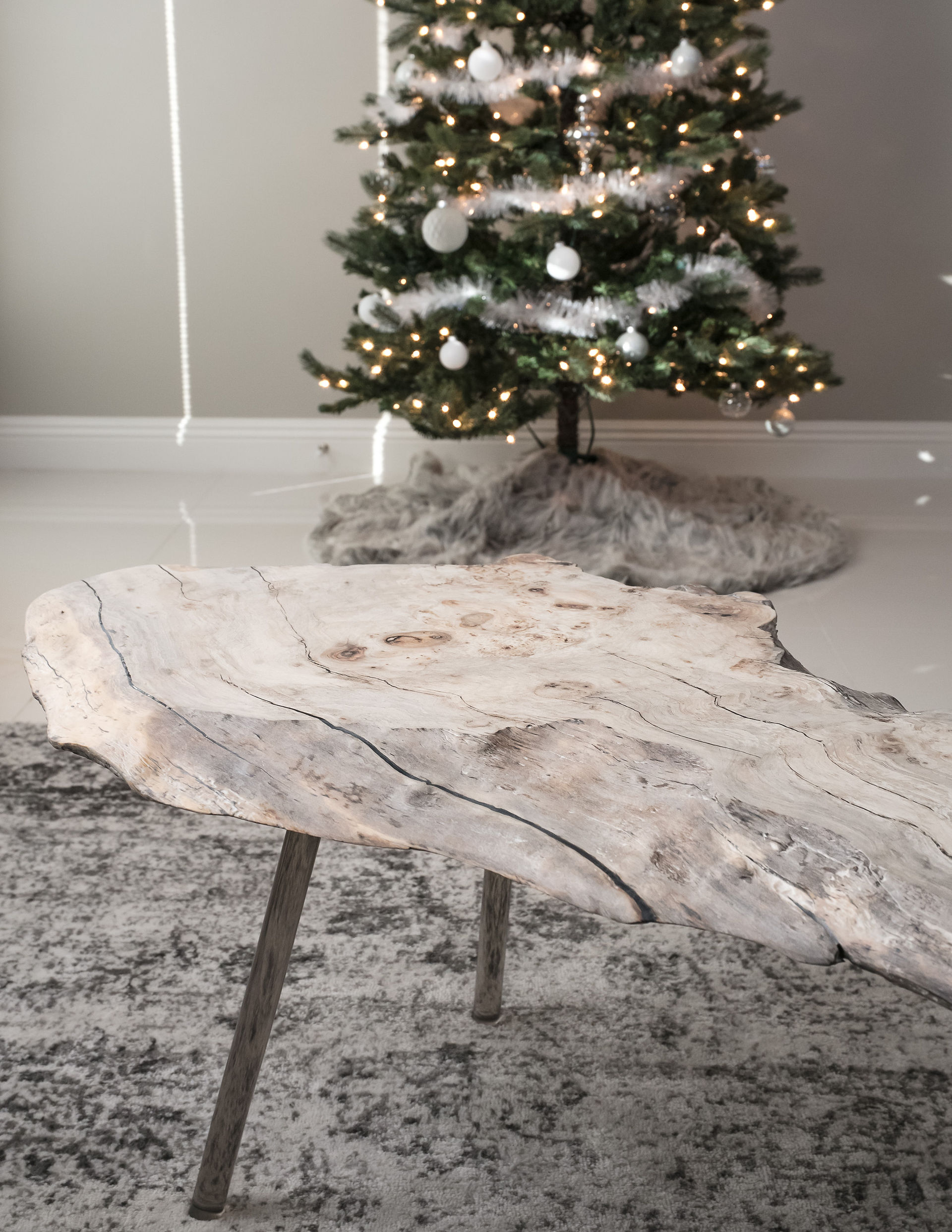 live edge white woodgrain christmas style