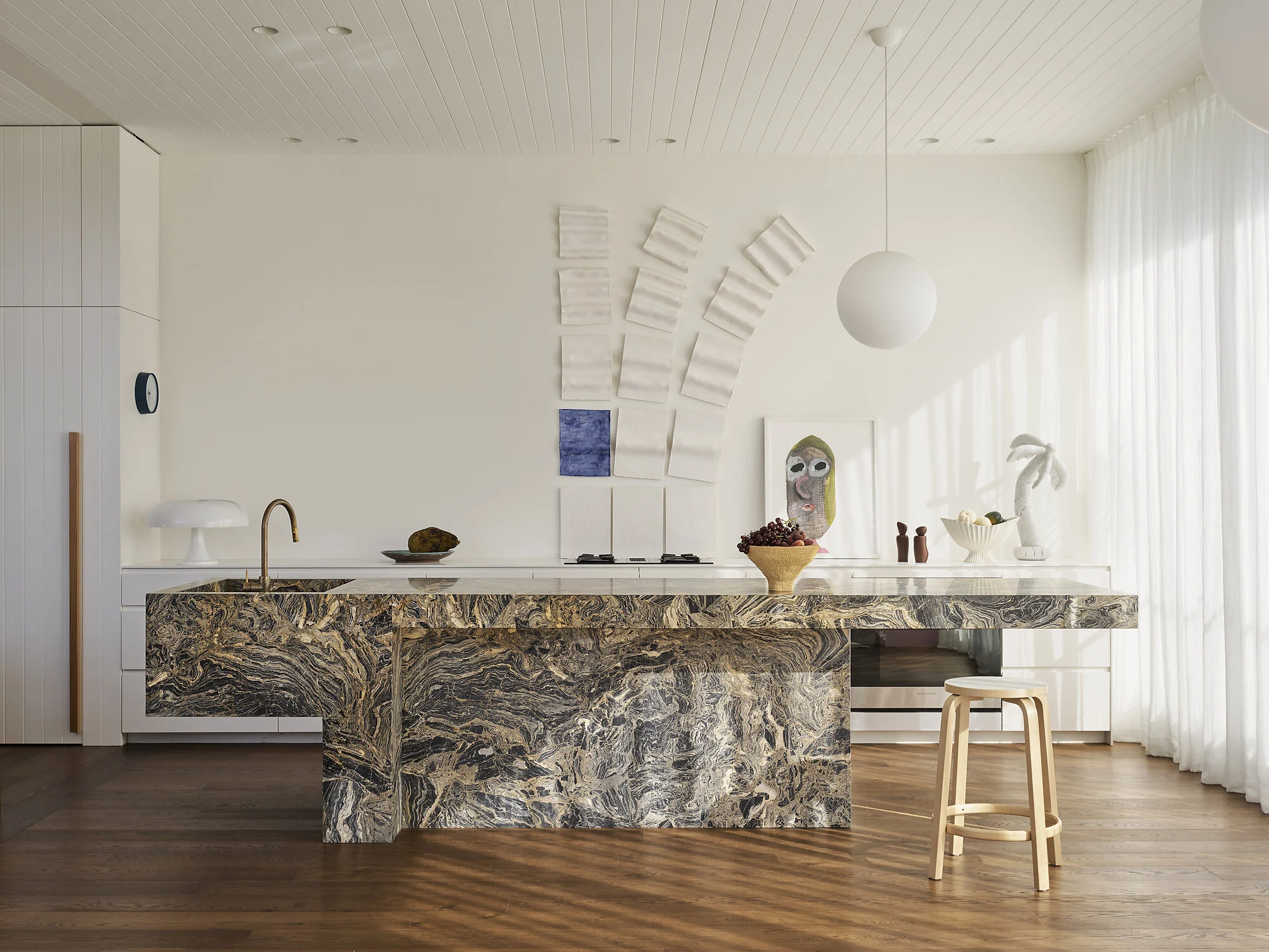 Nero giallo. Madeleine Blanchfield Architects. PC: Anson Smart
