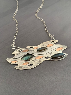 megauthschoolednecklace2021.jpeg