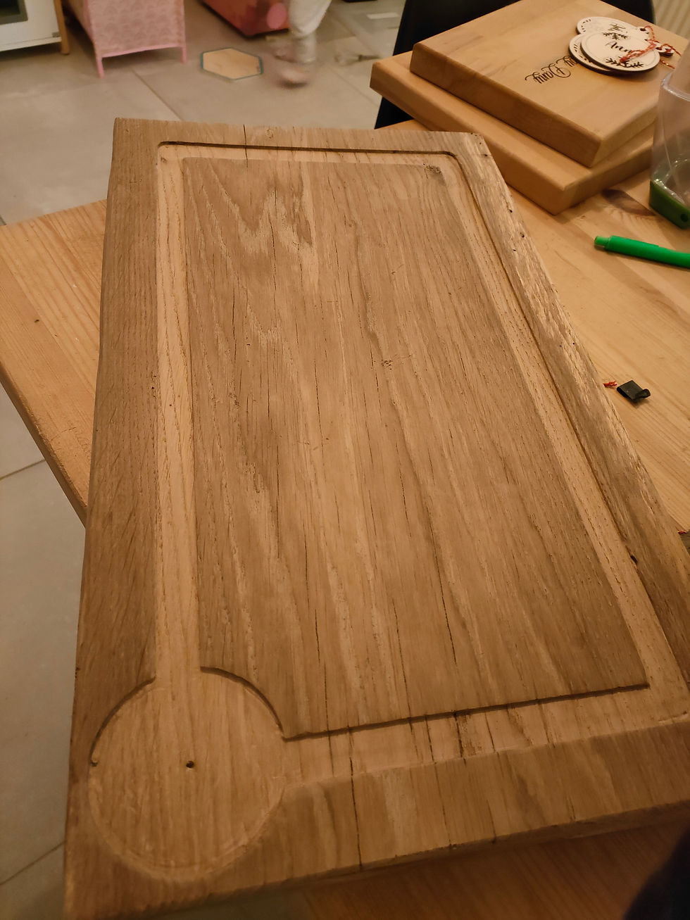 Planche à découper massive en chêne personnalisable