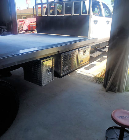 custom truck bed boxes