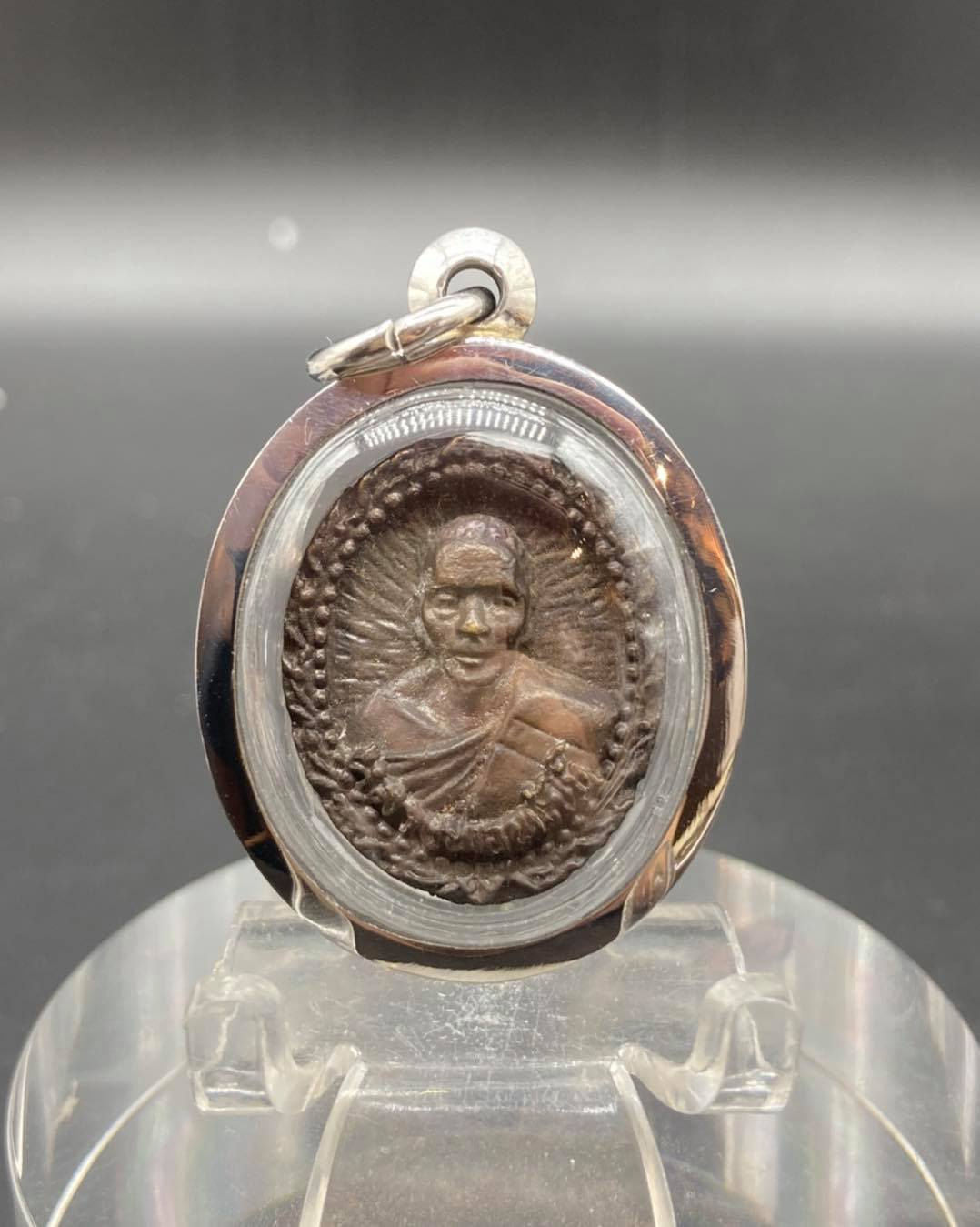 屈威頓 龍婆匹 2535年 自身牌 第一期 全期2000尊