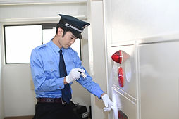 館内警備員