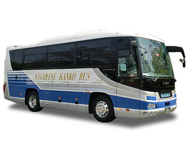 中型バス（最大33人乗り）