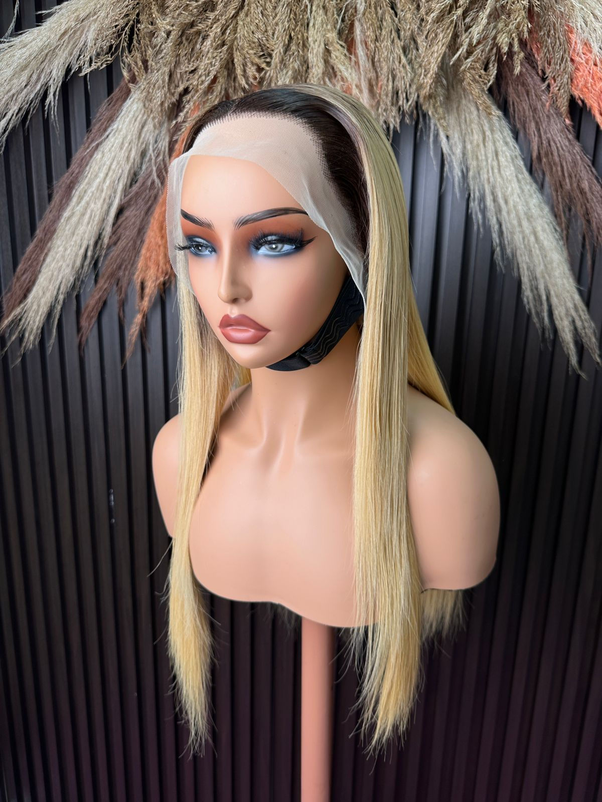 22" Vietnamese Full Frontal T4/27 Wig