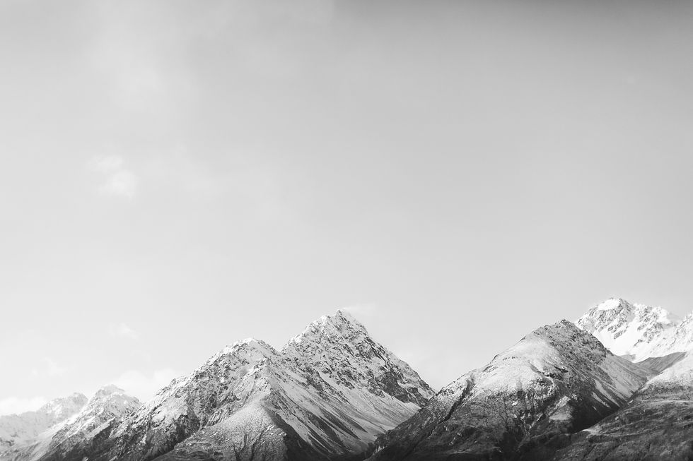 mountains-section-bg.jpg