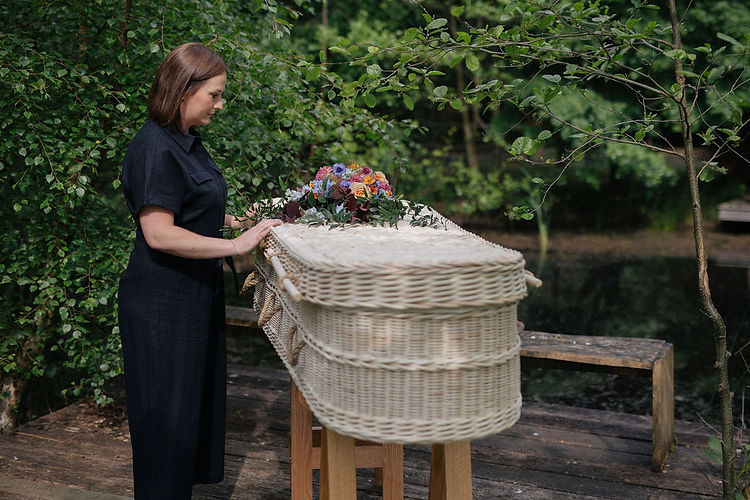 Beth Kirkham Ceremonies conducting a personal and meaningful outdoor funeral ceremony in sussex