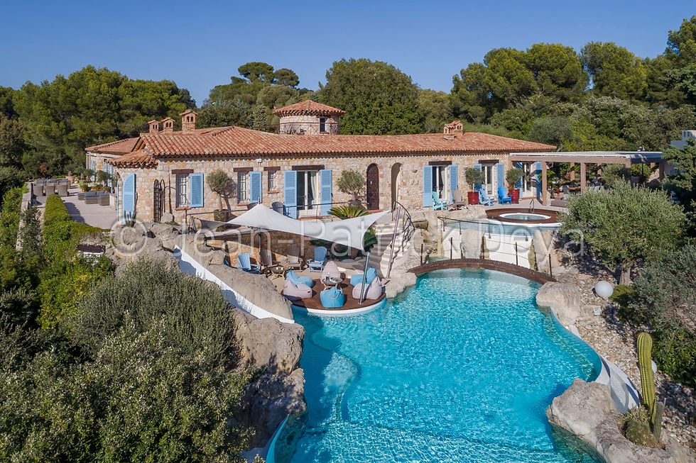 JeanPatrickDeya_Villa drone_Antibes_Soulei_0099_27x40x72