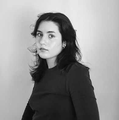 AdrianaScioli_Headshot (1)_edited.jpg