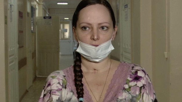 Császármetszés után 51 napig lélegeztetőgépen – egy kis „nátha” miatt