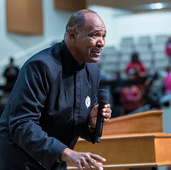 Bishop HES preaching.jpg