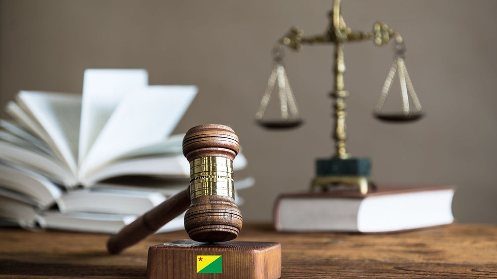 Ilustração de uma balança de justiça e um documento.